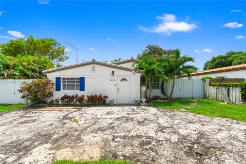 1498 NE 175th St, North Miami Beach FL 33162