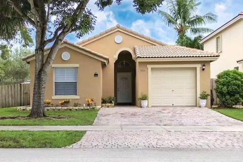 1614 SE 16th St, Homestead FL 33035