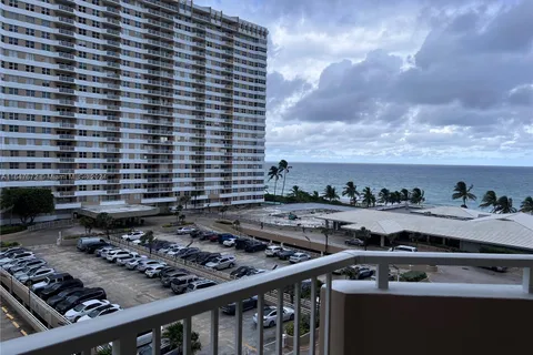 1980 S Ocean Dr # 6K, Hallandale Beach FL 33009