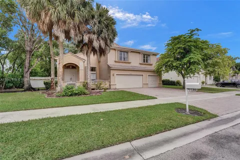 10730 NW 56th Ct, Coral Springs FL 33076