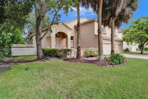 10730 NW 56th Ct, Coral Springs FL 33076