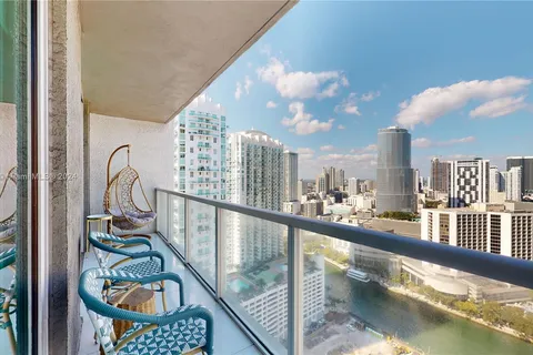 500 Brickell Ave # 3405, Miami FL 33131