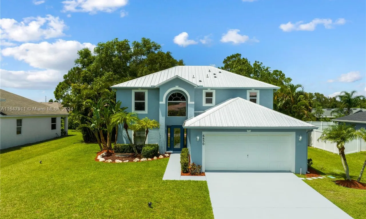 6450 NW Hacienda Ln, Port St. Lucie FL 34986