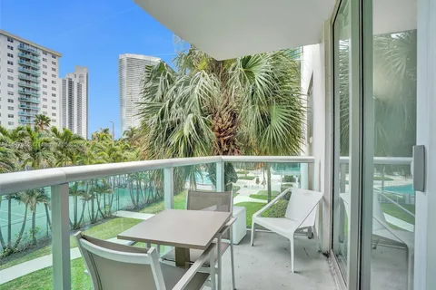 19380 Collins Ave # 214, Sunny Isles Beach FL 33160