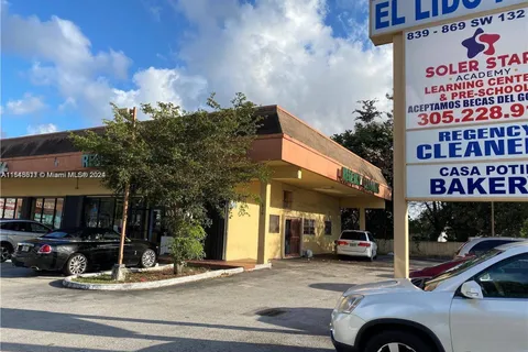 839 SW 132, Miami FL 33184