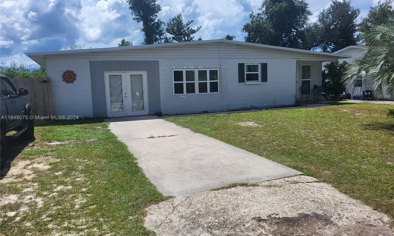 4712 PARK BLVD., Other City - In The State Of Florida FL 32404