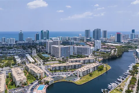 600 Three Islands Blvd # 1501, Hallandale Beach FL 33009