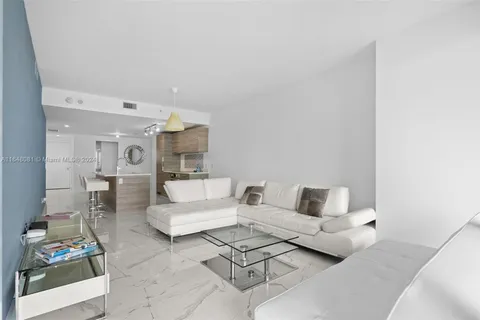 650 NE 32nd St # 4404, Miami FL 33137