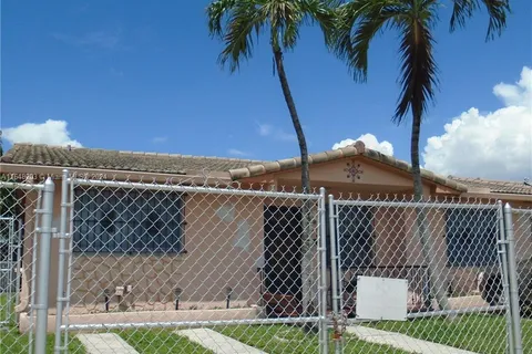 158 NW 18th Ct, Miami FL 33125