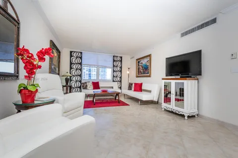 2501 S Ocean Dr # 633, Hollywood FL 33019