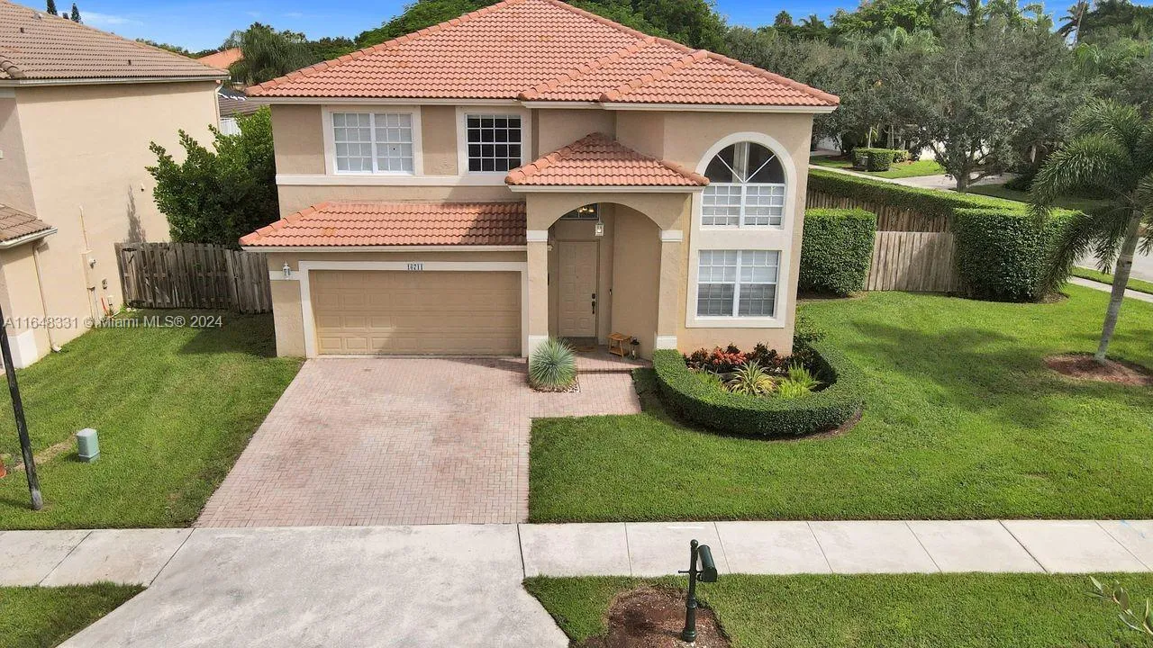 16711 Sapphire Isle, Weston FL 33331