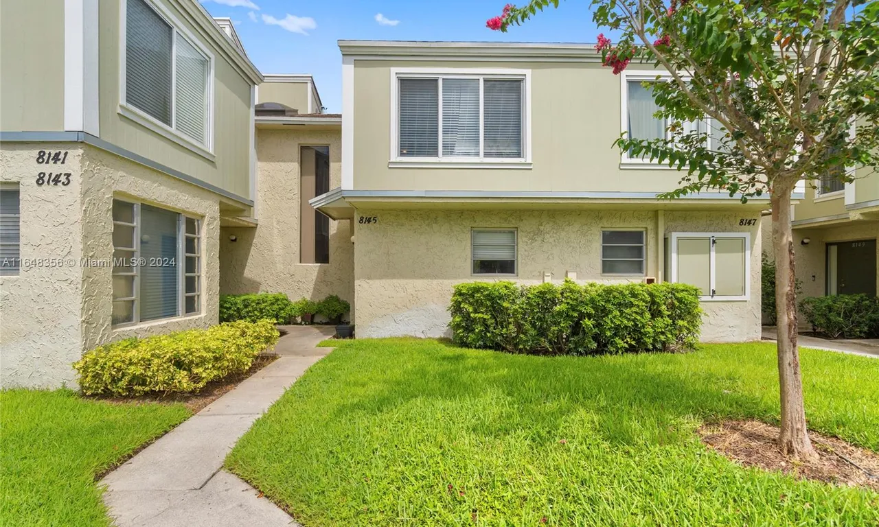 8145 Lagos De Campo Blvd # 1, Tamarac FL 33321