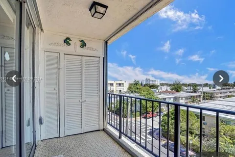 7850 Byron Ave # 506, Miami Beach FL 33141