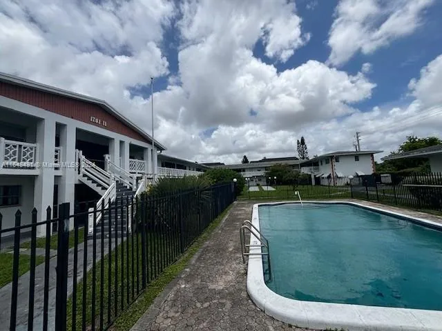 1701 NW 46th Ave # 213, Lauderhill FL 33313