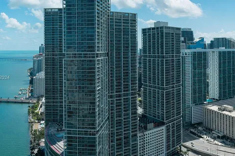 300 Biscayne Boulevard Way # 3904, Miami FL 33131