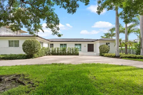 205 N Hibiscus Dr, Miami Beach FL 33139