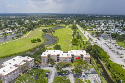 2431 SW 82nd Ave # 203, Davie FL 33324