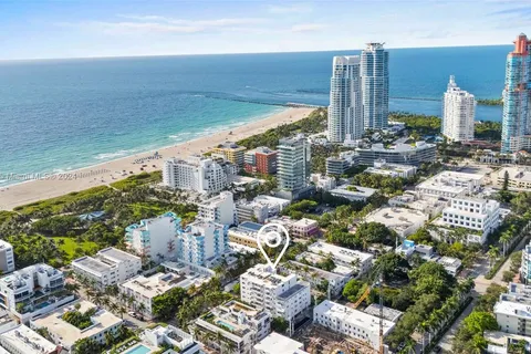 240 Collins Ave # 5C, Miami Beach FL 33139