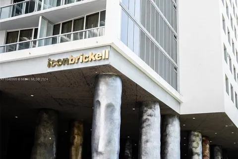 465 Brickell Ave # 5002, Miami FL 33131