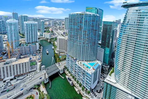 465 Brickell Ave # 5002, Miami FL 33131