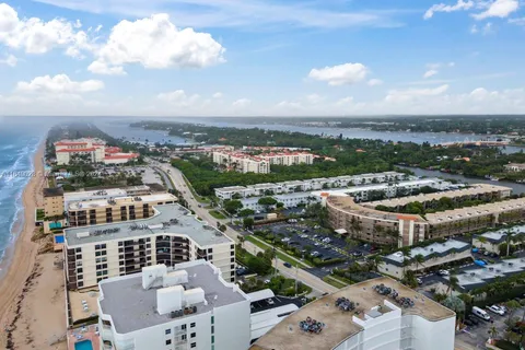 3605 S Ocean Blvd # 206, South Palm Beach FL 33480