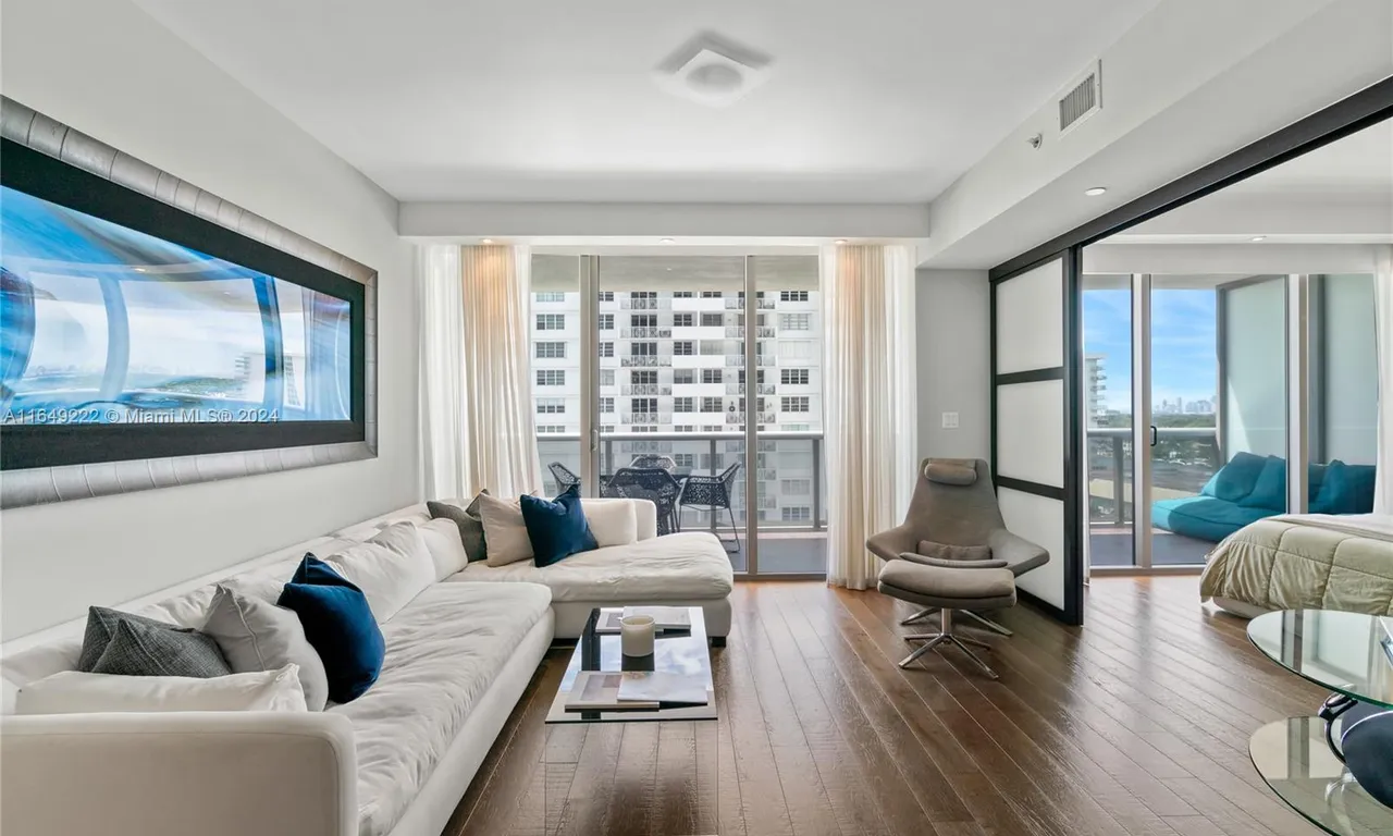 5875 Collins Ave # 1004, Miami Beach FL 33140