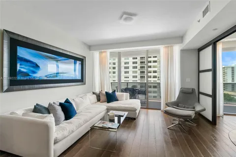 5875 Collins Ave # 1004, Miami Beach FL 33140