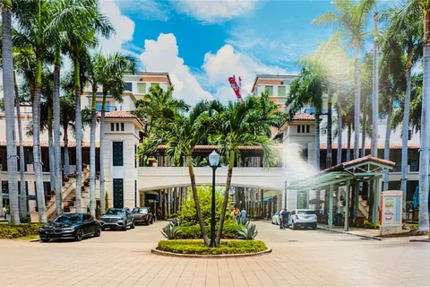 351 San Lorenzo Ave # 503, Coral Gables FL 33146