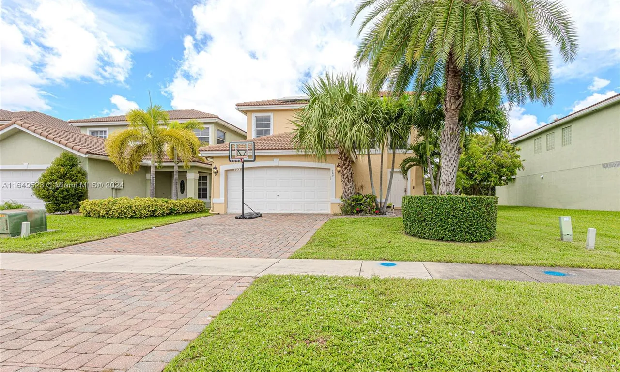 705 Perdido Heights Dr, West Palm Beach FL 33413