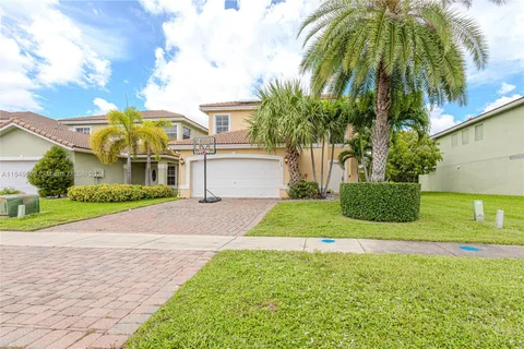 705 Perdido Heights Dr, West Palm Beach FL 33413