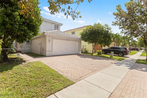 4261 SW 126th Ave, Miramar FL 33027