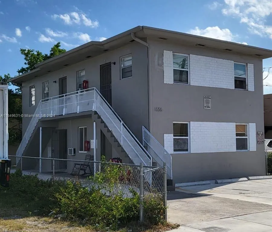 1556 NW 62nd Ter # 1, Miami FL 33147