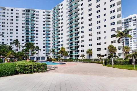 3001 S Ocean Dr # 443, Hollywood FL 33019