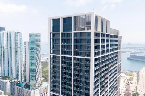 601 NE 1 Ave # 4704, Miami FL 33132