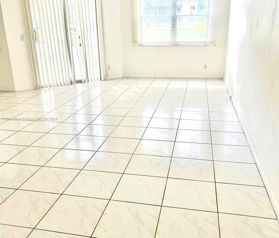 12750 SW 4th Ct # 103J, Pembroke Pines FL 33027