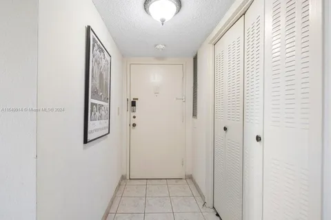 322 Buchanan St # 1207, Hollywood FL 33019