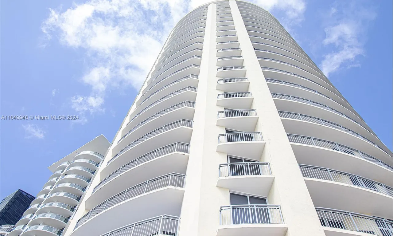 17375 Collins Ave # 701, Sunny Isles Beach FL 33160