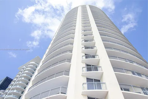 17375 Collins Ave # 701, Sunny Isles Beach FL 33160