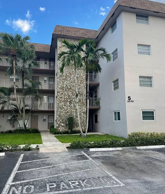 2510 SW 81st Ave # 405, Davie FL 33324