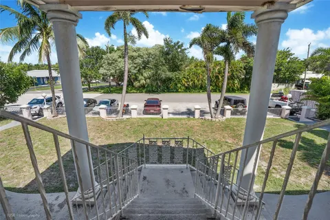 4521 NE 21st Ave # 7, Fort Lauderdale FL 33308