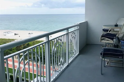 5825 Collins Ave # 7F, Miami Beach FL 33140