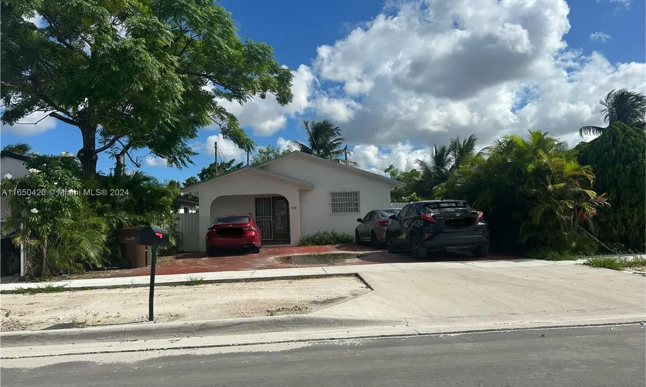 538 E 12th St, Hialeah FL 33010