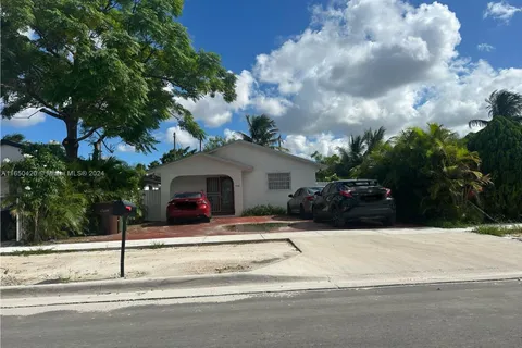 538 E 12th St, Hialeah FL 33010