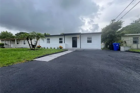 1420 NW 13th Pl, Fort Lauderdale FL 33311