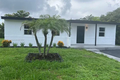 1420 NW 13th Pl, Fort Lauderdale FL 33311