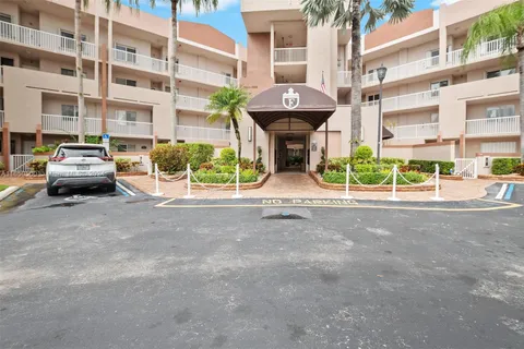 7523 Granville Dr # 112, Tamarac FL 33321