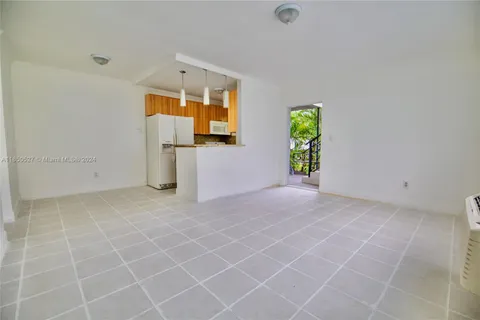 7315 Byron Ave # 9, Miami Beach FL 33141