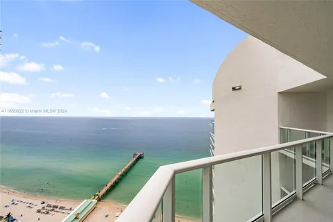 16485 Collins Ave, Sunny Isles Beach FL 33160