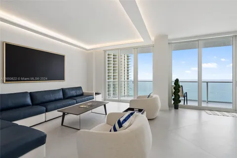 16485 Collins Ave, Sunny Isles Beach FL 33160