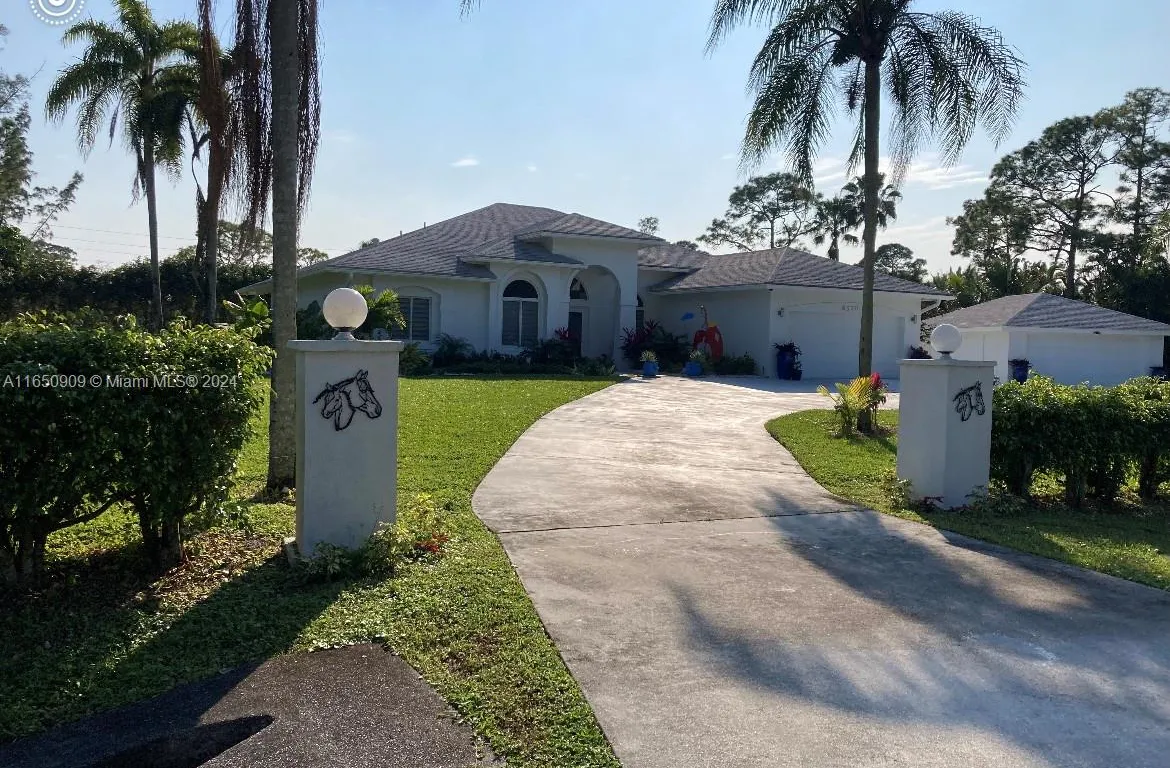 8570 Yearling Drive, Lake Worth FL 33467